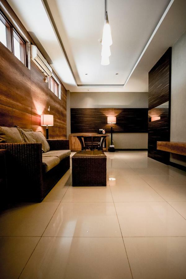 Hotel Asri Plaza Asia Тасикмалая Экстерьер фото